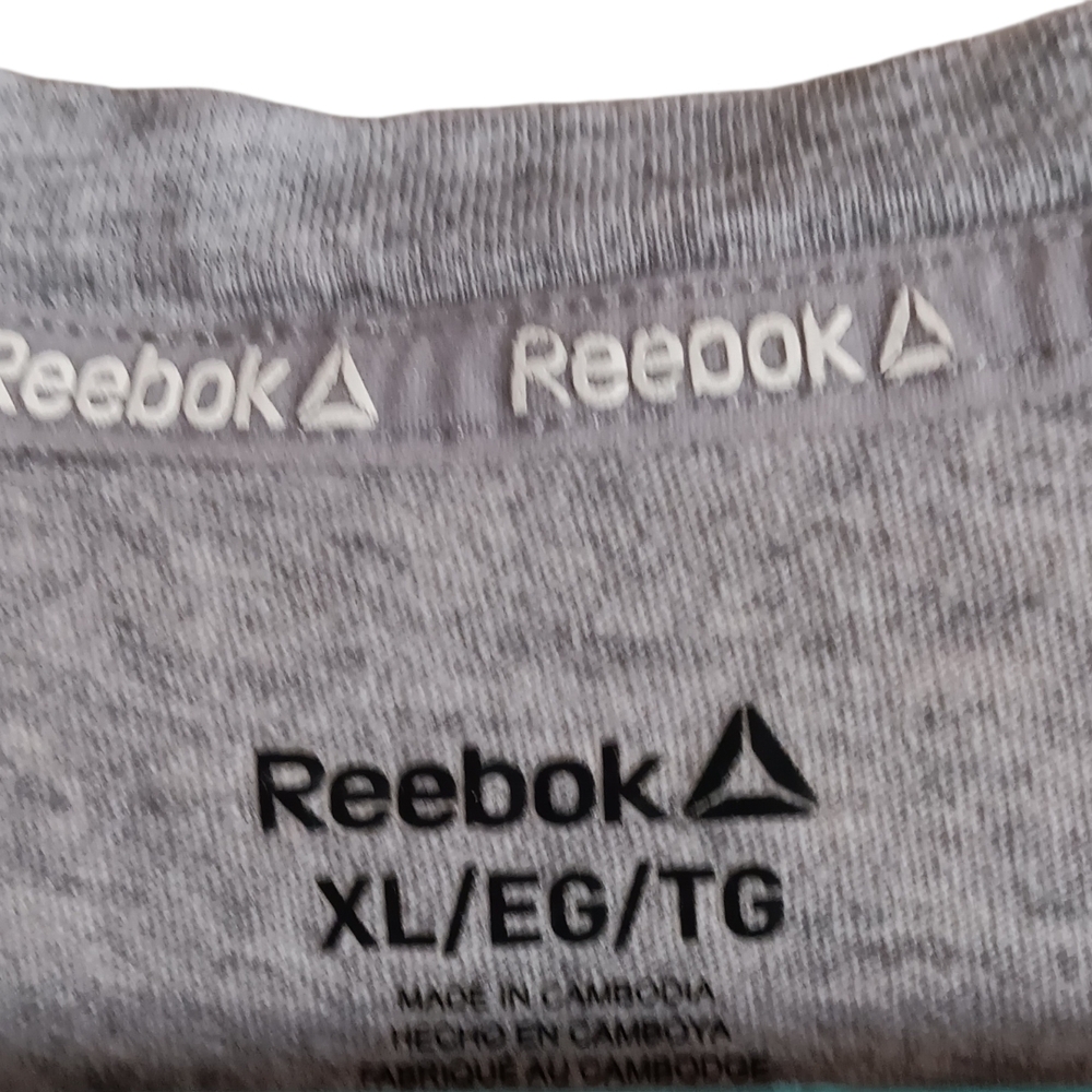 Reebok Gray Women's Short Sleeved T-Shirt Size XL - Picture 4 of 4